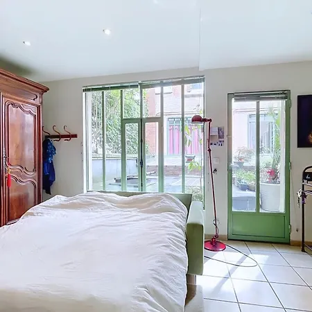 Charming House Near Buttes-chaumont